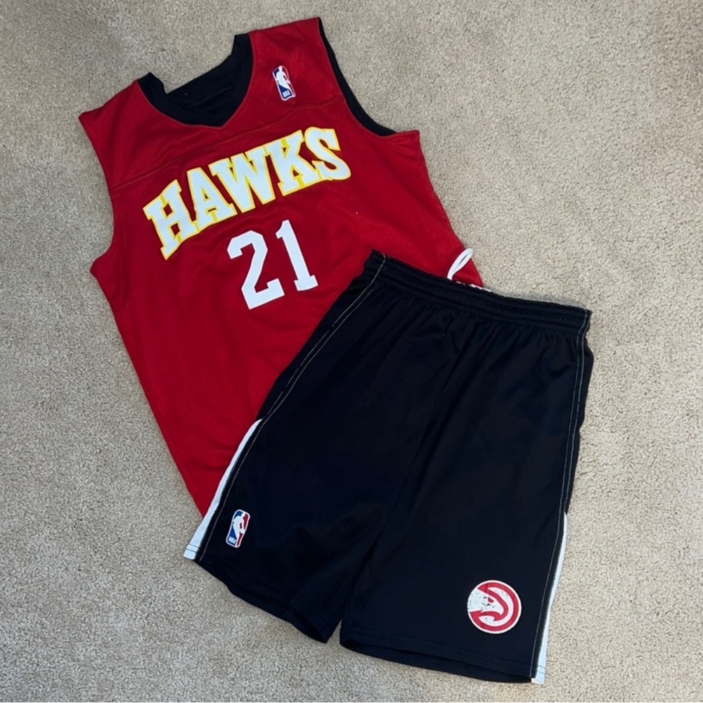 Hawks Basketball Jersey and Black Shorts